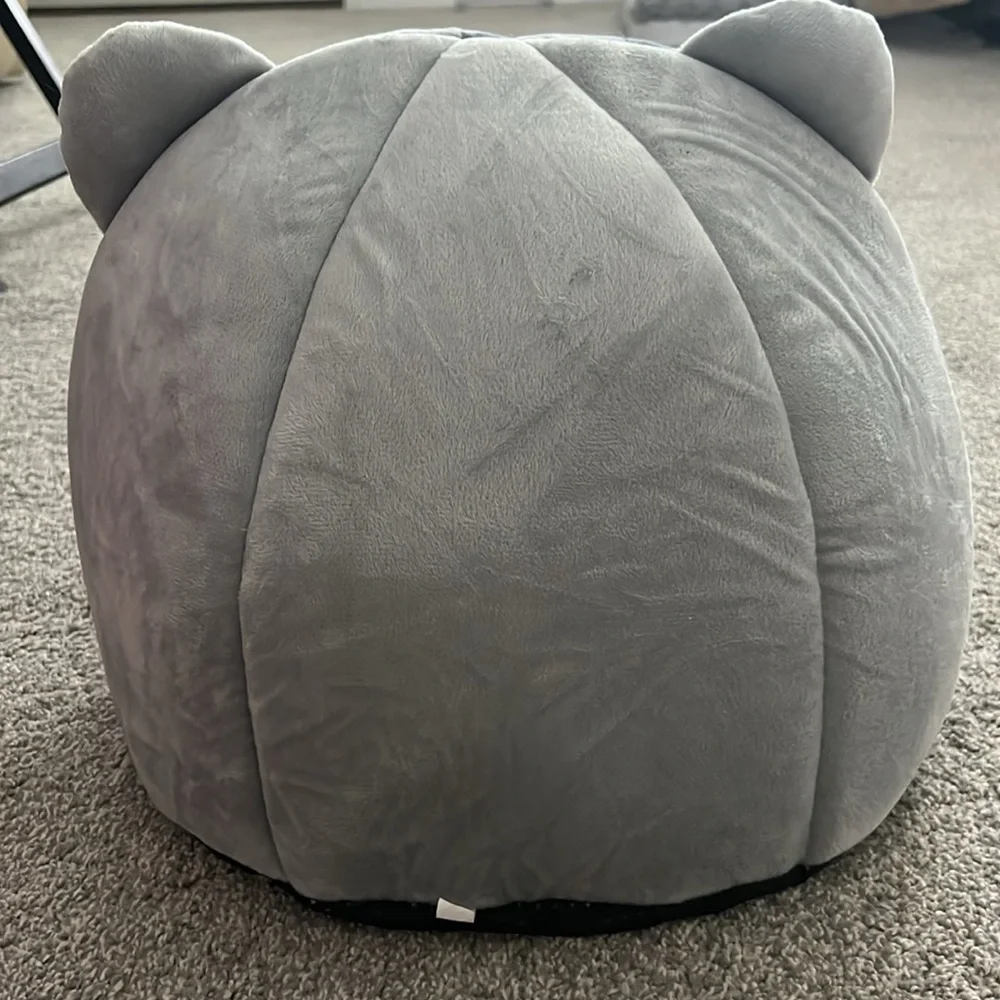 Cat bed